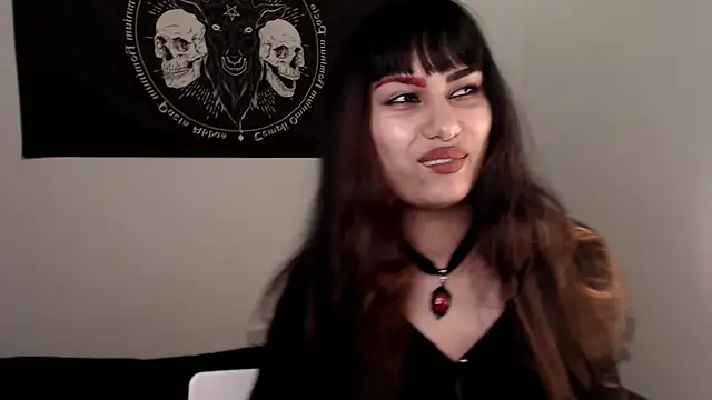 Little-Lucifer webcam