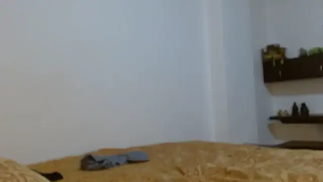 naiaratobon__ webcam