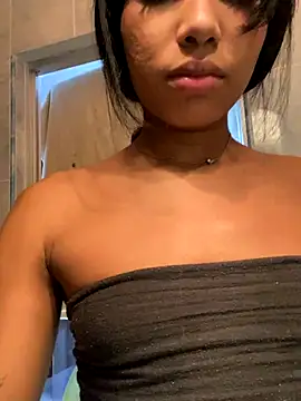 VeronicaSaenzx webcam