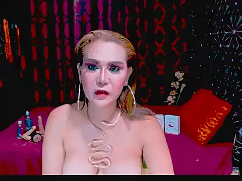 GoddessHORSECockx webcam