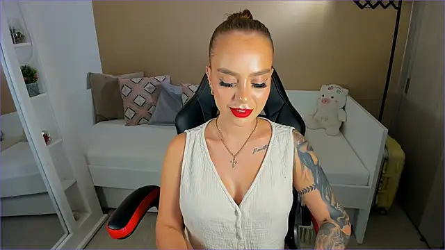 ValentinaMilann webcam