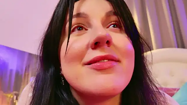 love_me__tonight_ webcam