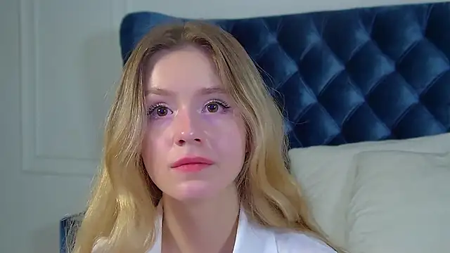 MilanaBalmain webcam