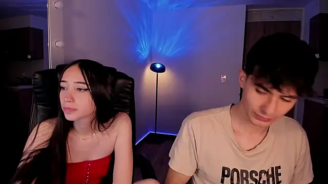 mikeyvioleta_ (Ask my age) - 💦 Penetration Show – Let’s go wild! 🔥