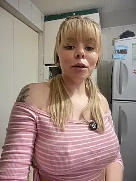 carolina16love webcam