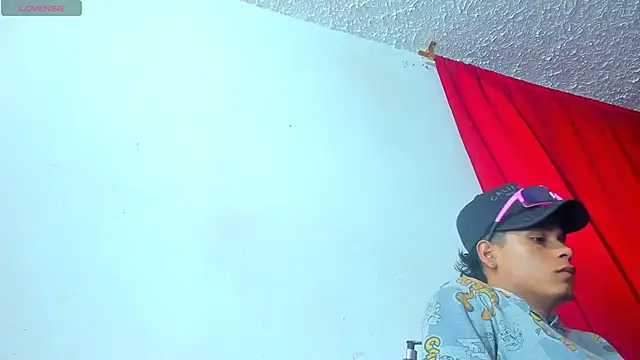 Extreme_Team8 webcam