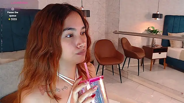 AdeleAndersonn webcam