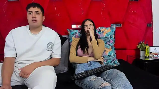 Emmaanddarling webcam