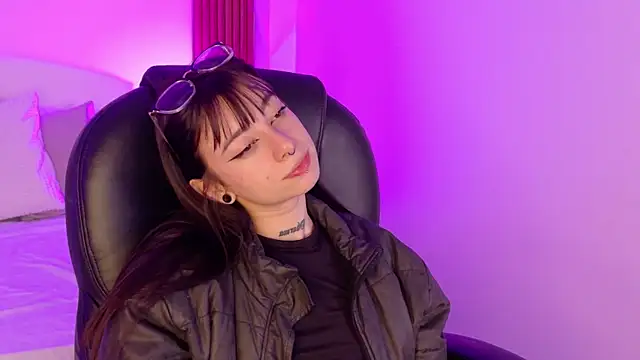 LaadyScarlett webcam