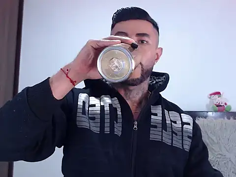 andrea_de_lucaa webcam