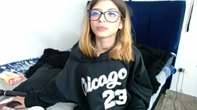 KratosAfroditacs webcam