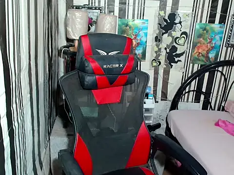 TsyummyCock4u webcam