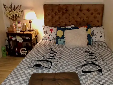 playtimesussy69 webcam