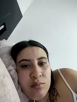 mialorents - Mialorents's free webcam - UK Sex Cams