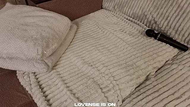 EarleneBrayton webcam