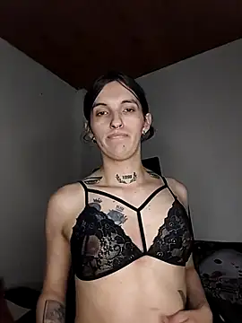 scarlett_crastrawberry - Scarlett_crastrawberry's free webcam - UK Sex Cams