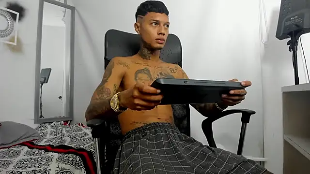 The_boy_dreams1 webcam