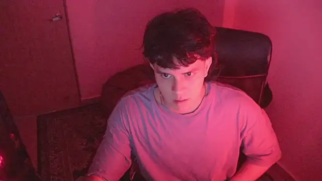 tony_hoffa - Tony_Hoffa's free webcam