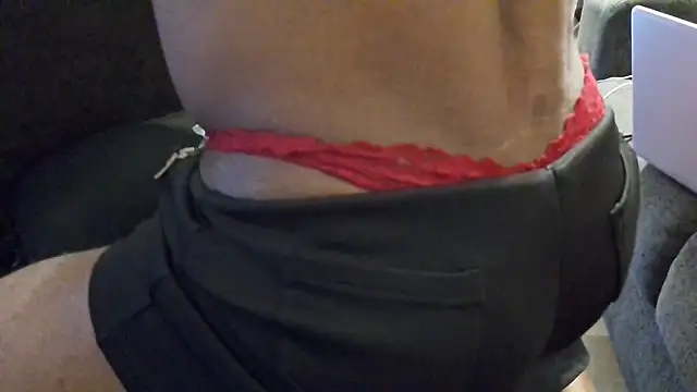 Golden_Cheeks25 webcam