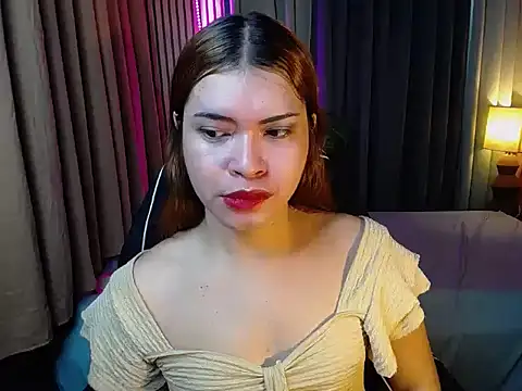 furry_puss webcam