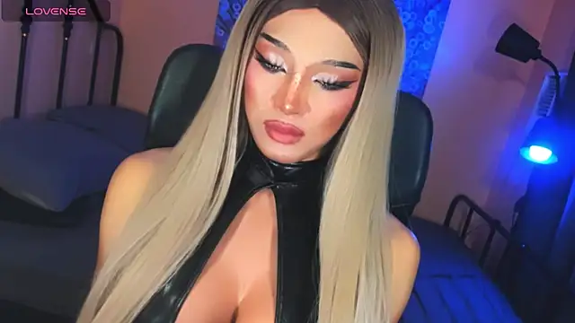 xUrGoddess_Bellax webcam