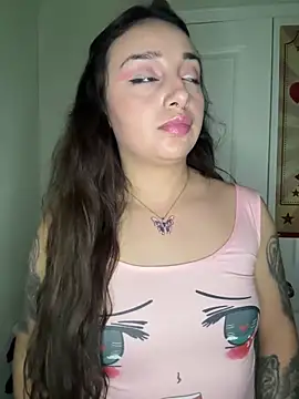 CharmingMaddie webcam