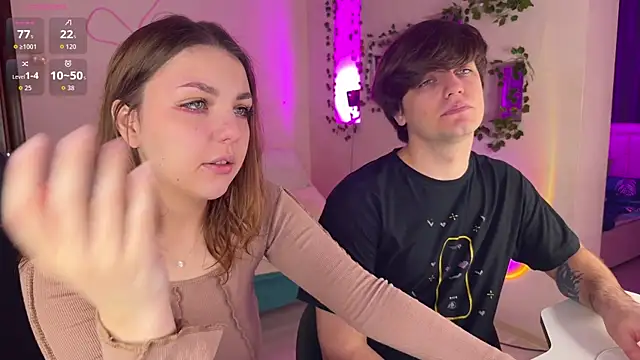 RobertAndLinela webcam