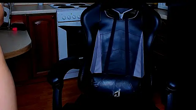 maryamxsx (F teen) - top off