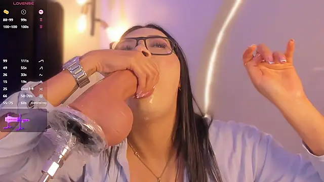 Juli_Casanova webcam