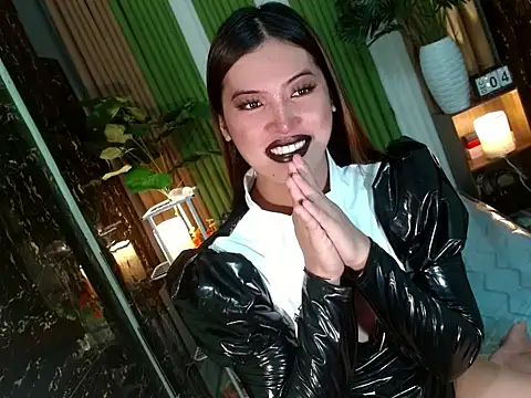 Queen_kendalx19 webcam