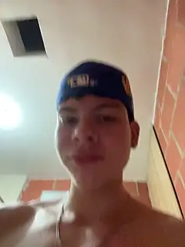 Handsome_boys69 webcam