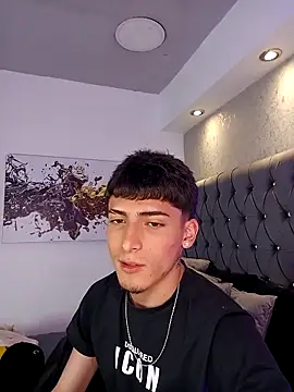 MateoMitchell webcam