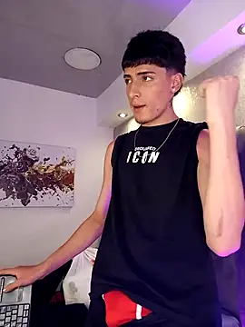 mateomitchell (M twink) - whip cock x4 🍆🍆