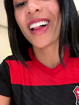 x-maya-x (F young) - SHOW BOOBS / MOSTRAR PIETOS