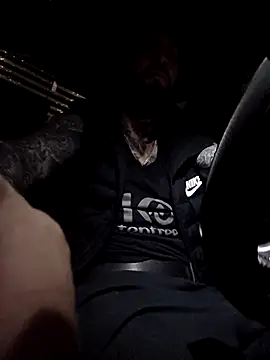 Beardedtattood webcam