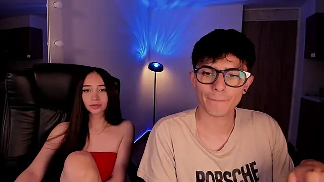 mikeyvioleta_ (Ask my age) - 💦 Penetration Show – Let’s go wild! 🔥