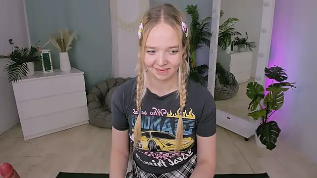 BellaMontgomery webcam