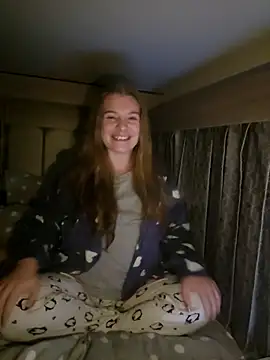 vanlifevixen (F young) - change outfit 💝🎄🥵