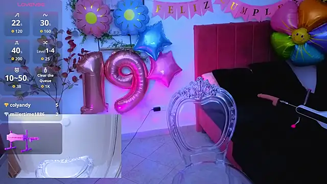 pequitasmedusa9 webcam