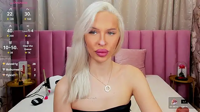 KailaCrystall webcam