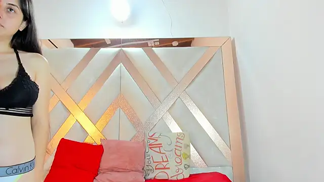 Cassandra_Armani webcam