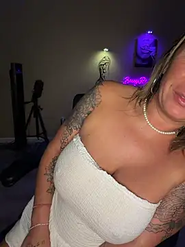 bossyroxy84 webcam