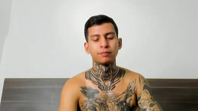 Andrew_sanders68 webcam