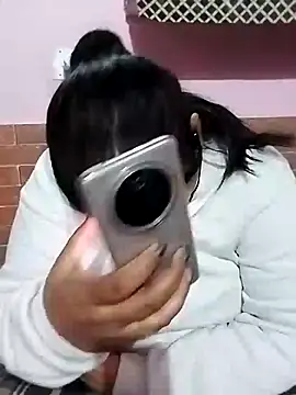 Punjabi_Jatni webcam