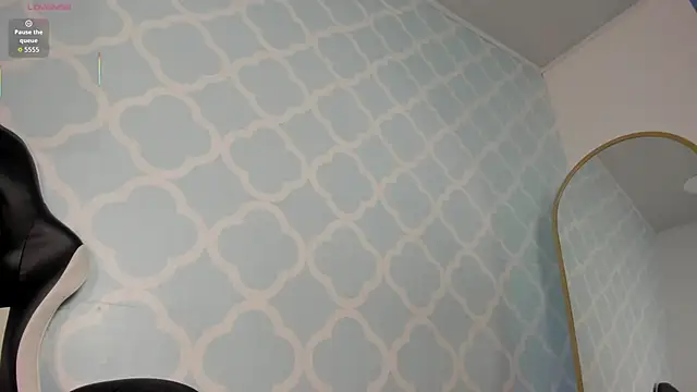 lindaa_natashaa_ webcam