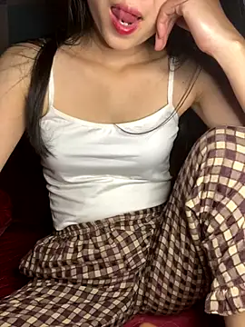 ruby688 - Ruby688's free webcam