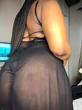 Bustygoddess32 webcam