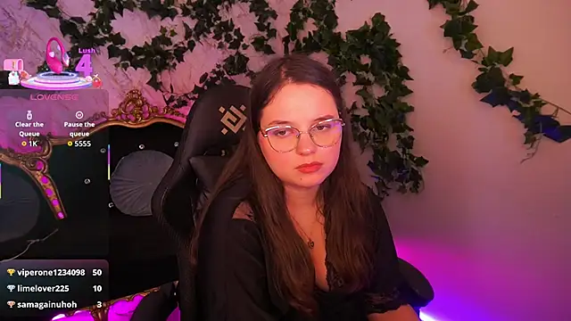 SophieDreamss webcam