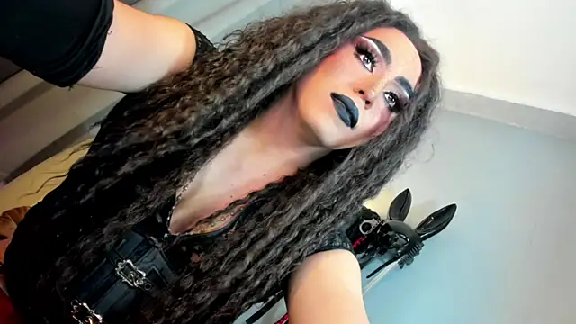  DominaAurumXXX chat room