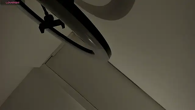 ALICEPOIXXXON webcam